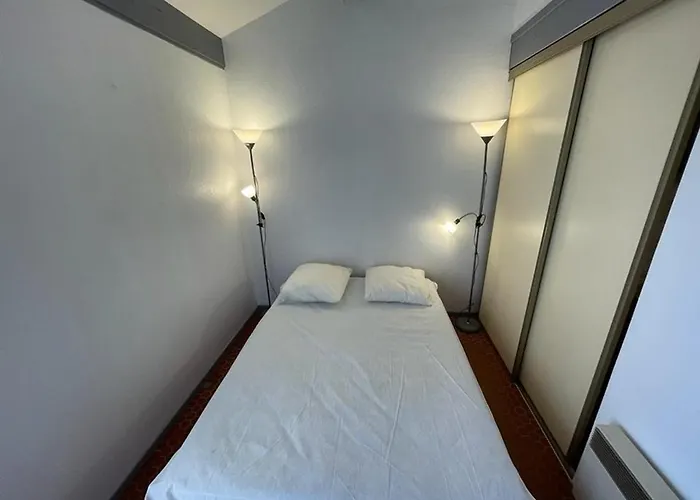 Villa Charmante Maisonnette Proche Du Port Avec Parking Et Animaux Acceptes - Fr-1-413-100 *